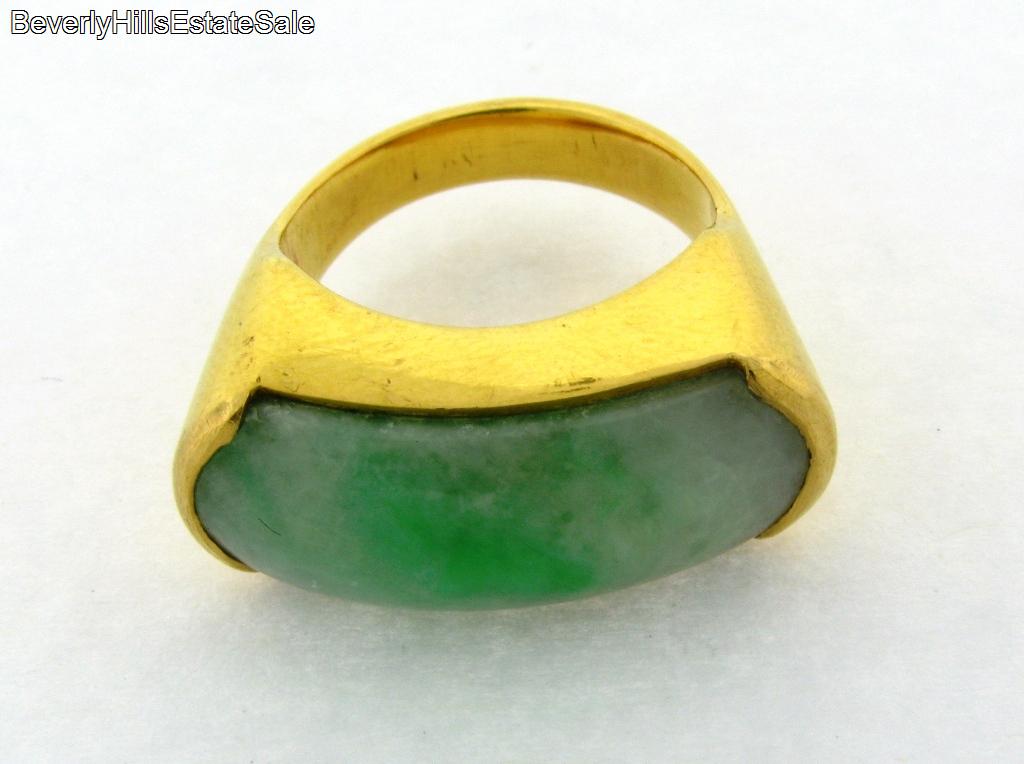 22k Yellow Gold Jadeite Jade Ring Signed Lucky  