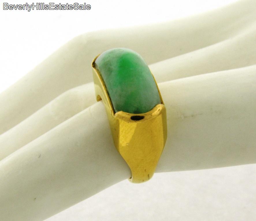 22k Yellow Gold Jadeite Jade Ring Signed Lucky  